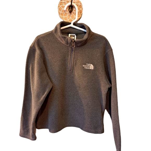 The North Face Other - The North Face Boy's Grey Lightweight Pull Over Fleece Top